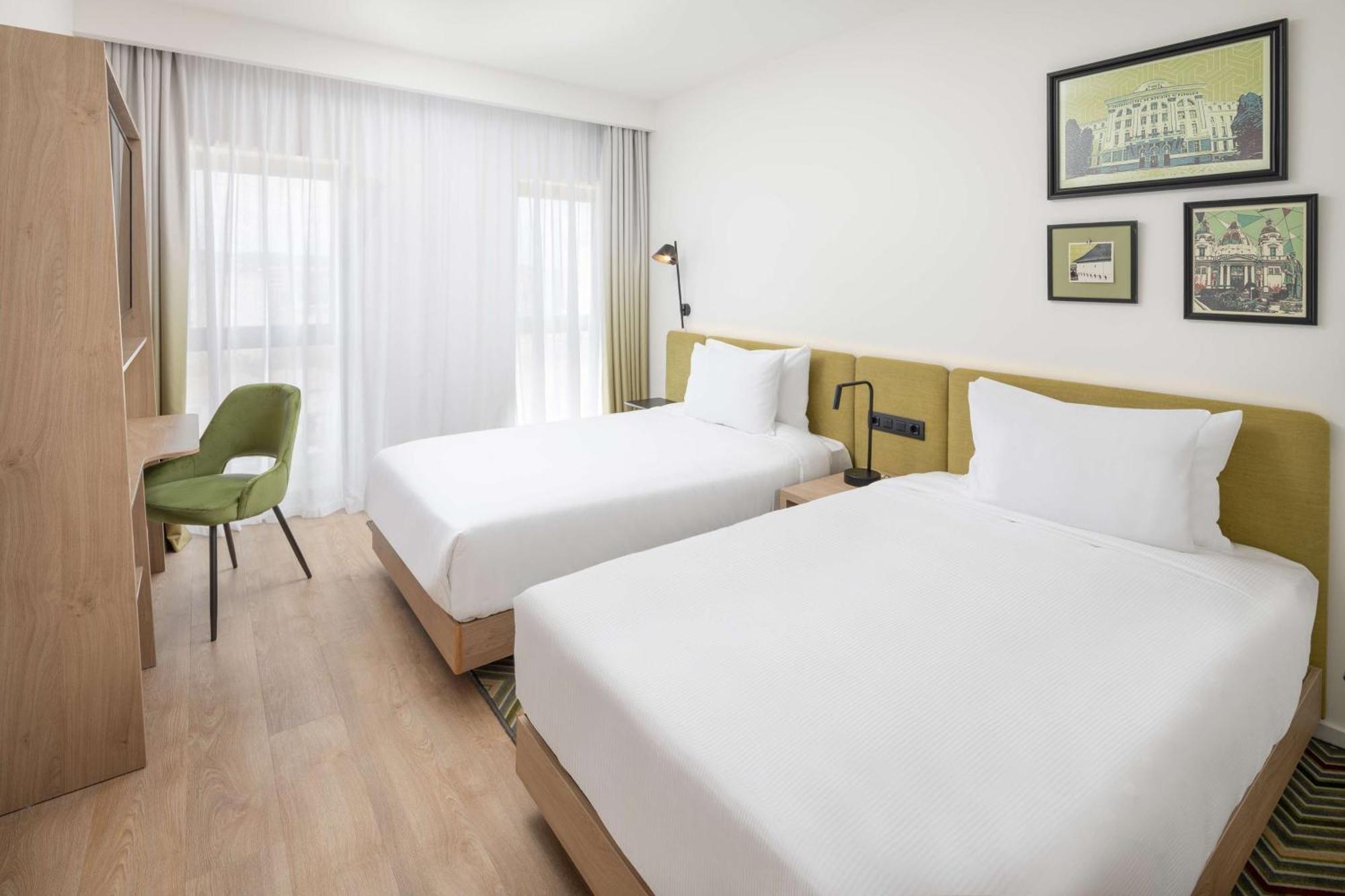 Hampton By Hilton Тыргу-Муреш Экстерьер фото